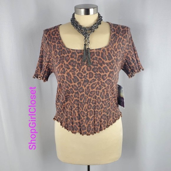 💥Just In💥Outlaw Cheetah Crop Top...Size L